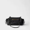 Bolso de hombro mediano de piel Prada Carry Bolso de hombro mediano de piel Prada Carry