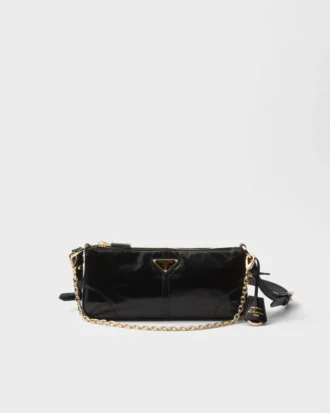 Bolso de hombro mediano de piel Prada Re-Edition 2002