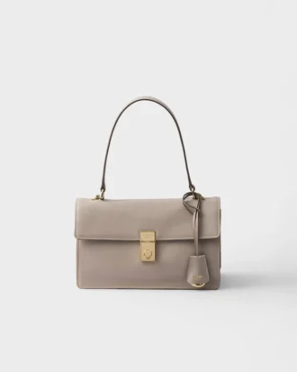 Bolso de hombro mediano de piel Prada Soft de Prada