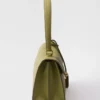 Bolso de hombro mediano de piel Prada Soft de Prada Bolso de hombro mediano de piel Prada Soft de Prada