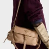 Bolso de hombro mediano «Explore» de Prada en piel napa con solapa Bolso de hombro mediano «Explore» de Prada en piel napa con solapa