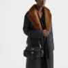 Bolso de hombro mediano Prada Explore de Re-Nylon con solapa Bolso de hombro mediano Prada Explore de Re-Nylon con solapa