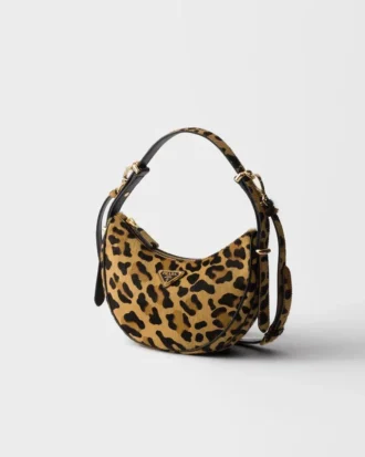 Bolso de hombro mini de piel estampada Prada Arqua