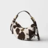Bolso de hombro mini de piel estampada Prada Arqua Bolso de hombro mini de piel estampada Prada Arqua