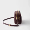 Bolso de hombro pequeño de piel Bolso de hombro pequeño de piel