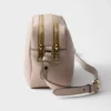 Bolso de hombro pequeño de piel Bolso de hombro pequeño de piel