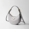 Bolso de hombro pequeño de piel Prada Arqua Bolso de hombro pequeño de piel Prada Arqua