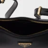 Bolso de hombro pequeño de piel Prada Arqua Bolso de hombro pequeño de piel Prada Arqua