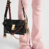 Bolso de hombro pequeño de piel Prada Soft con charms Bolso de hombro pequeño de piel Prada Soft con charms
