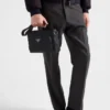 Bolso de hombro pequeño de Re-Nylon y piel Saffiano Bolso de hombro pequeño de Re-Nylon y piel Saffiano