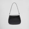 Bolso de hombro pequeño Prada Cleo de piel cepillada con solapa Bolso de hombro pequeño Prada Cleo de piel cepillada con solapa