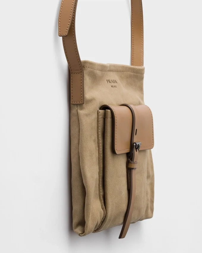 Bolso de hombro Prada Route de lona y piel Bolso de hombro Prada Route de lona y piel