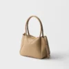 Bolso de mano pequeño de piel Bolso de mano pequeño de piel