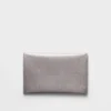Bolso de mano tipo sobre de piel Saffiano Bolso de mano tipo sobre de piel Saffiano