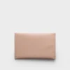 Bolso de mano tipo sobre de piel Saffiano Bolso de mano tipo sobre de piel Saffiano