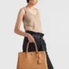 Bolso de piel extragrande con hebilla de Prada Bolso de piel extragrande con hebilla de Prada