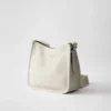Bolso de piel mediano Bolso de piel mediano