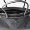Bolso de piel mediano Prada Bonnie Bolso de piel mediano Prada Bonnie