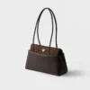 Bolso de piel mediano Prada Passage con solapa de Re-Nylon Bolso de piel mediano Prada Passage con solapa de Re-Nylon