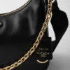 Bolso de piel Prada Re-Edition 2005 Bolso de piel Prada Re-Edition 2005