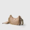 Bolso de piel Saffiano Prada Re-Edition 2005 Bolso de piel Saffiano Prada Re-Edition 2005