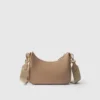 Bolso de piel Saffiano Prada Re-Edition 2005 Bolso de piel Saffiano Prada Re-Edition 2005