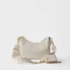 Bolso de piel Saffiano Prada Re-Edition 2005 Bolso de piel Saffiano Prada Re-Edition 2005