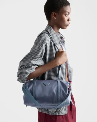 Bolso de viaje grande de Re-Nylon y piel Saffiano