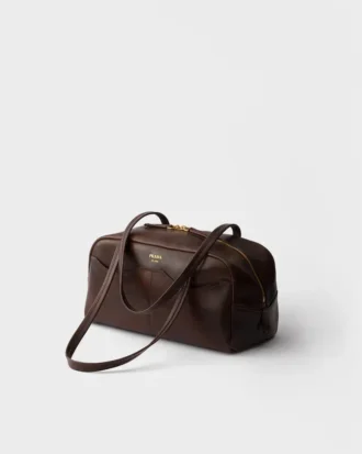 Bolso grande con asa superior de piel envejecida de Prada