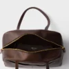 Bolso grande con asa superior de piel envejecida de Prada Bolso grande con asa superior de piel envejecida de Prada