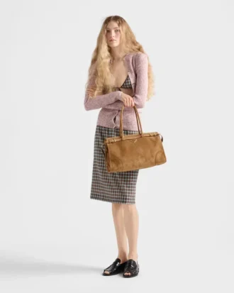 Bolso grande de ante Bonnie de Prada