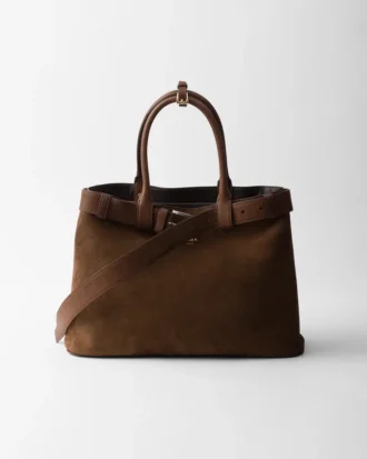 Bolso grande de ante con hebilla y cinturón de Prada
