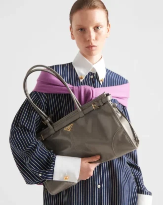Bolso grande de piel Prada Bonnie
