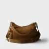 Bolso grande Explore de Prada en Re-Nylon y piel Bolso grande Explore de Prada en Re-Nylon y piel