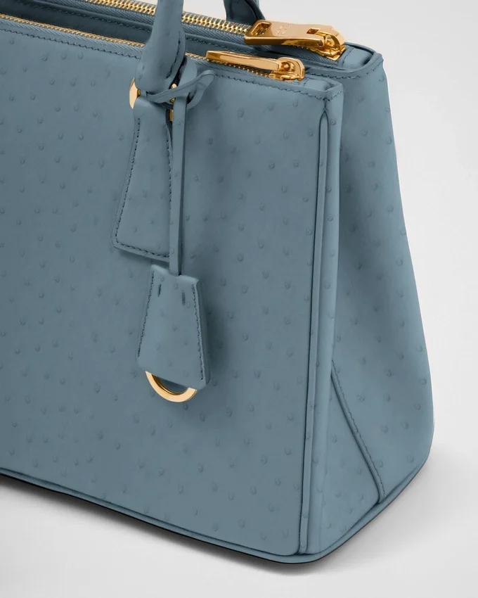 Bolso mediano de piel de avestruz Prada Galleria Bolso mediano de piel de avestruz Prada Galleria