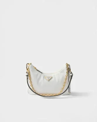 Bolso mini de charol Naplak de Prada Re-Edition