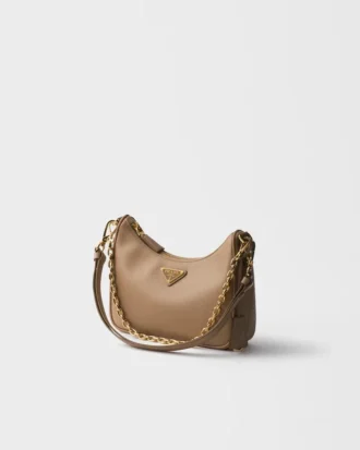 Bolso mini de piel Saffiano Prada Re-Edition