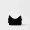 Bolso mini de terciopelo Prada Re-Edition Bolso mini de terciopelo Prada Re-Edition