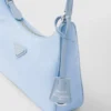 Bolso mini Prada Re-Edition 2005 de Re-Nylon y Saffiano Bolso mini Prada Re-Edition 2005 de Re-Nylon y Saffiano