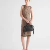 Bolso pequeño de piel con hebilla y doble correa de Prada Bolso pequeño de piel con hebilla y doble correa de Prada