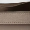 Bolso pequeño de piel con hebilla y doble correa de Prada Bolso pequeño de piel con hebilla y doble correa de Prada