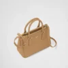Bolso pequeño de piel de avestruz Prada Galleria Bolso pequeño de piel de avestruz Prada Galleria