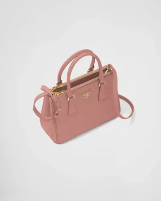 Bolso pequeño de piel de avestruz Prada Galleria