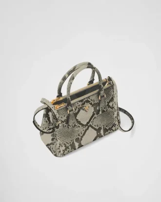 Bolso pequeño de piel de pitón Prada Galleria
