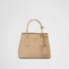 Bolso pequeño doble de piel Saffiano de Prada Double Bolso pequeño doble de piel Saffiano de Prada Double