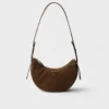 Bolso pequeño Prada Arqua de piel nobuk Bolso pequeño Prada Arqua de piel nobuk