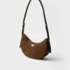 Bolso pequeño Prada Arqua de piel nobuk Bolso pequeño Prada Arqua de piel nobuk