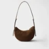 Bolso pequeño Prada Arqua de piel nobuk Bolso pequeño Prada Arqua de piel nobuk