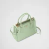 Bolso pequeño Prada Galleria de piel de cocodrilo Bolso pequeño Prada Galleria de piel de cocodrilo