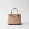 Bolso pequeño Prada Galleria de piel Saffiano Bolso pequeño Prada Galleria de piel Saffiano